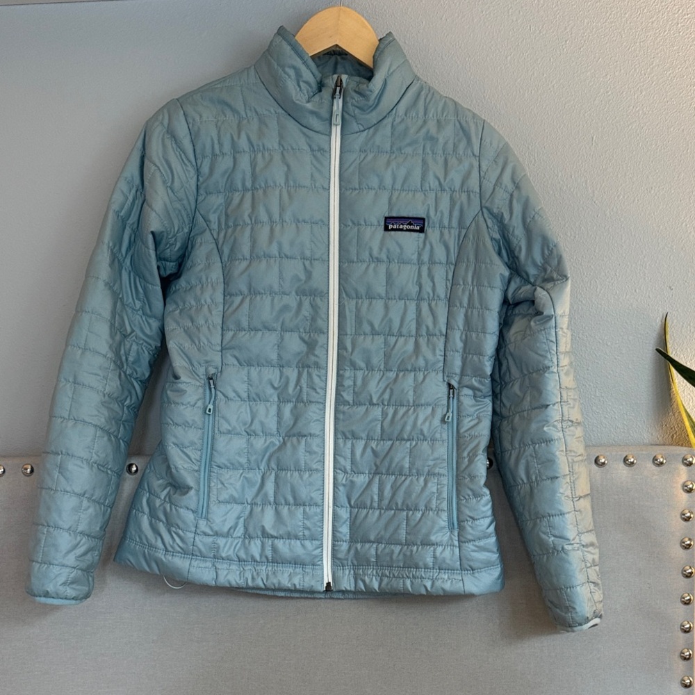 🏔️ Patagonia Women's Nano Puffer Jacket - SMALL